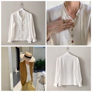 🆕Ruffle V Neck Blouse Top with Buttoned Details